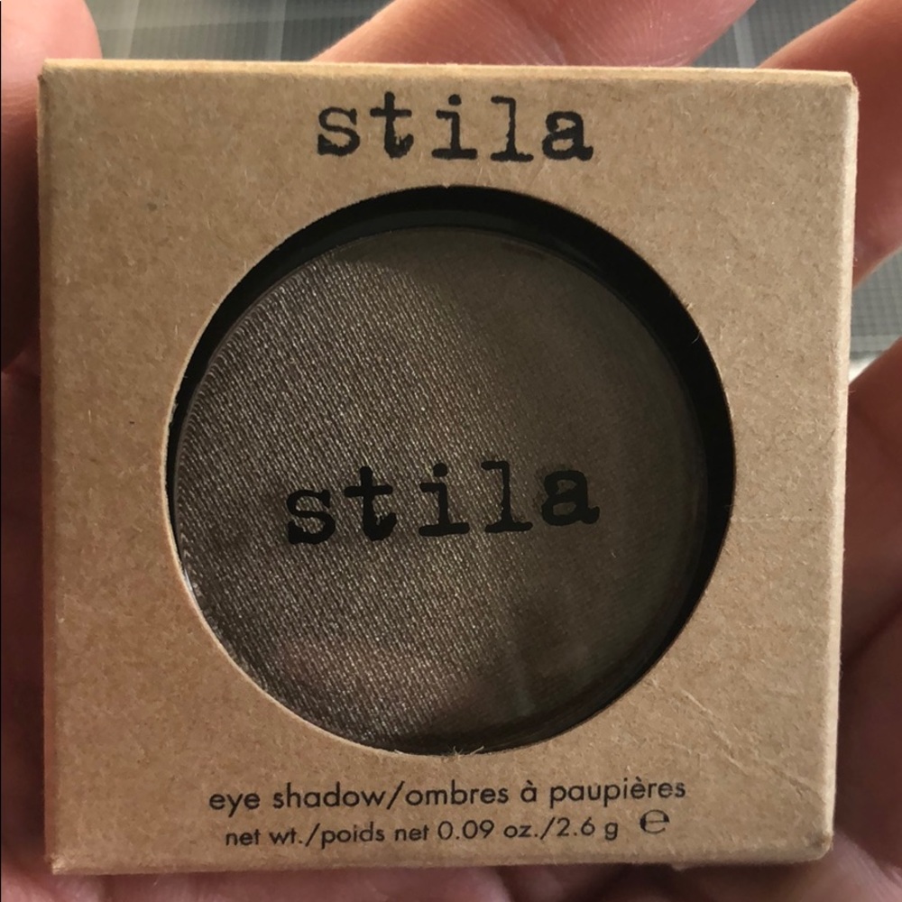 Eye shadow by stila